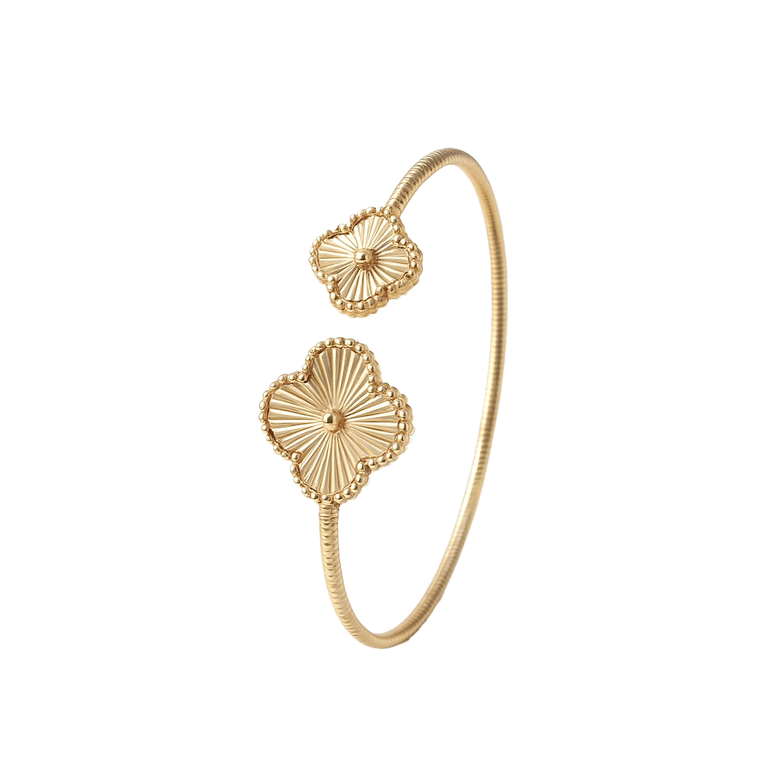 دستبند طلا بنگل طرح ونکلیف 18 عیار | خرید دستبند طلا لوکس نورازر بنگل ونکلیف